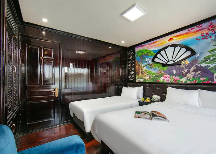 Halong Fantasea Cruise