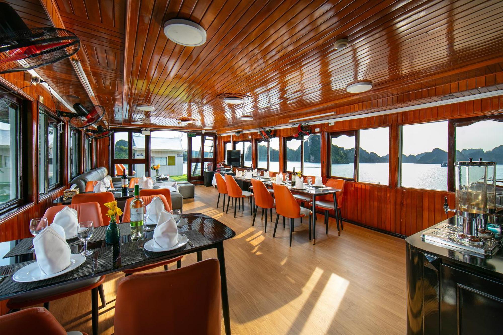 Halong Fantasea Cruise  2*