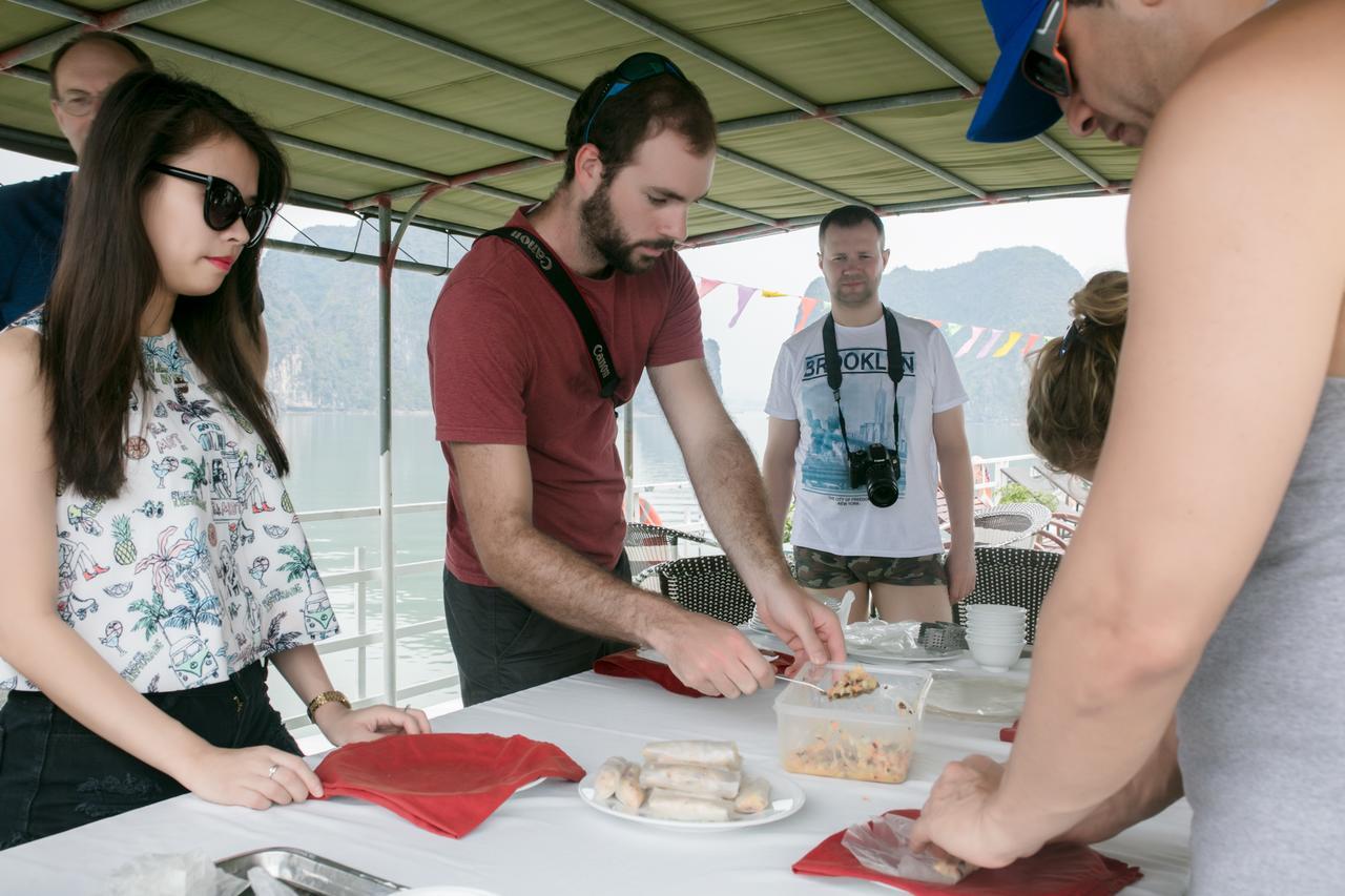  Halong Fantasea Cruise Ha Long