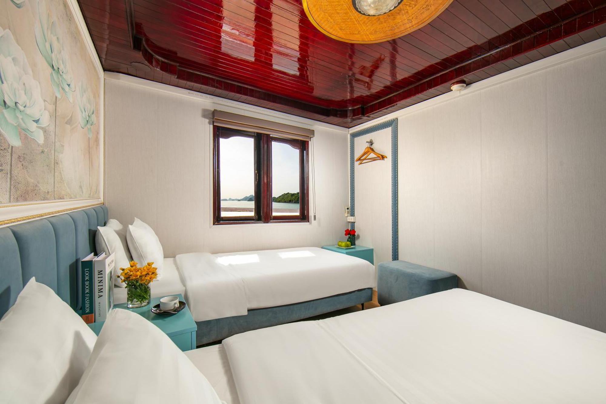 Halong Fantasea Cruise  Ha Long